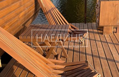 Аренда плавучей бани на Вуоксе – терраса с зоной для пикника и барбекю