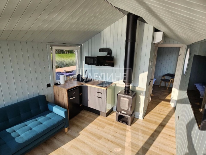 Современная кухня в доме на воде Сила Свободы для аренды