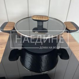 Современная кухня в доме на воде Сила Ветра для аренды | Наедине - дома на воде