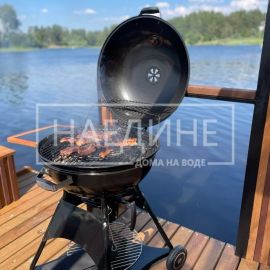 Просторная терраса с грилем в хаусботе «Сила Вуоксы» – отдых на воде с BBQ | Наедине - дома на воде